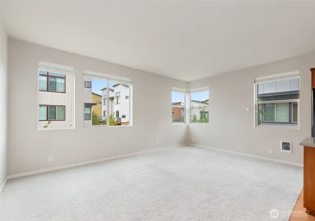 Photo 4 of Townhouse for sale at 314 Chelan Ave NE, Renton, WA 98059 | MLS# NWM2524826 | Listing updated on 2026-09-21