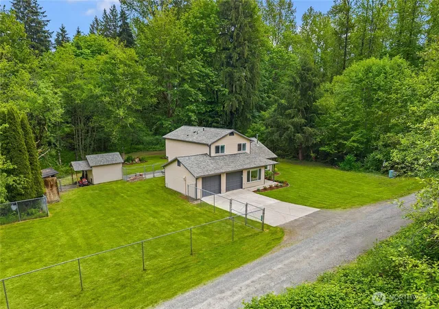 Photo 3 of Sale Pending at 11404 356th Avenue NE, Carnation, WA 98014 | MLS# NWM2524829 | Listing updated on 2026-09-25