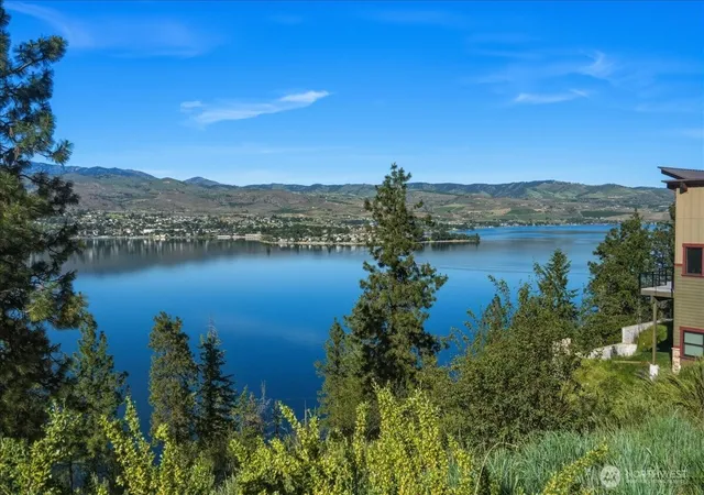 Photo 1 of Land for sale at 7376 Ridgeview Dr, Chelan, WA 98816 | MLS# NWM2524891 | Listing updated on 2026-09-21