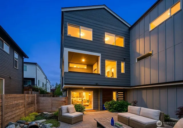 Photo 1 of Townhouse for sale at 114 Ne 180th Street #D, Shoreline, WA 98155 | MLS# NWM2524894 | Listing updated on 2026-09-28