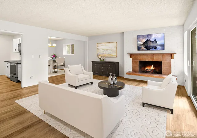 Photo 4 of Condo for sale at 2858 32nd Avenue W #106, Seattle, WA 98199 | MLS# NWM2524898 | Listing updated on 2026-09-21