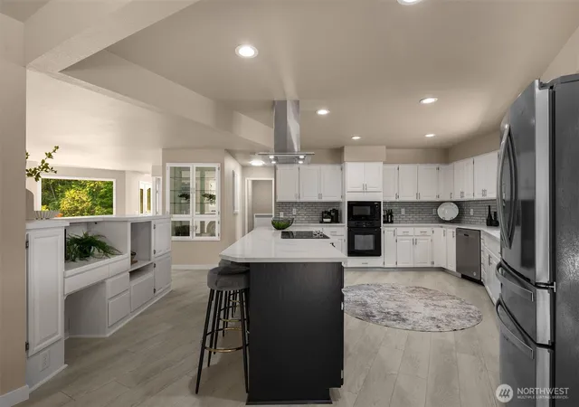 Photo 4 of Sale Pending at 34210 206th Avenue SE, Auburn, WA 98092 | MLS# NWM2524902 | Listing updated on 2026-09-22