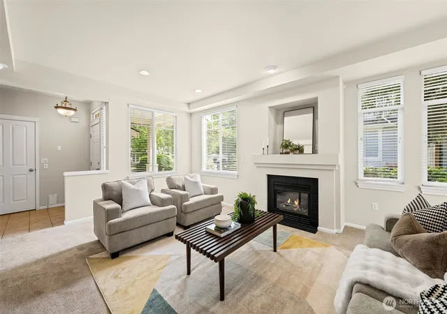 Photo 4 of Townhouse for sale at 10939 SE 187th Lane, Renton, WA 98055 | MLS# NWM2524924 | Listing updated on 2026-09-21