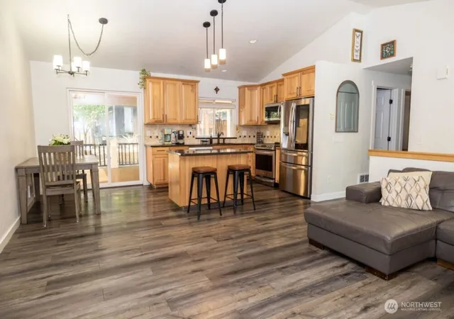 Photo 3 of Single family home for sale at 16704 3Rd Dr Se, Bothell, WA 98012 | MLS# NWM2524940 | Listing updated on 2026-09-21