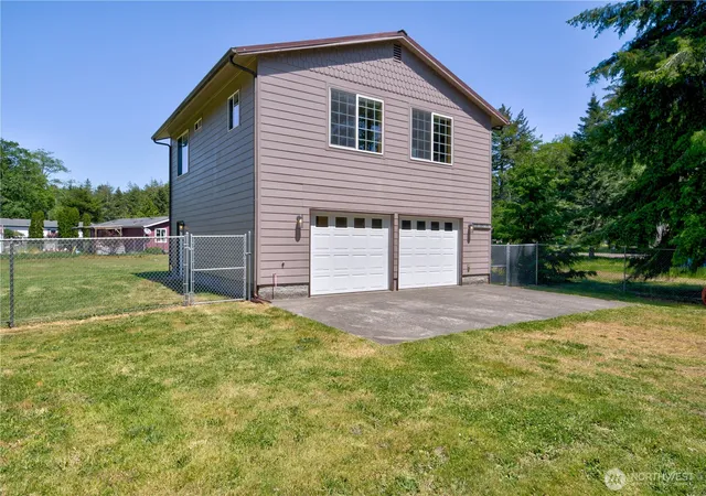 Photo 3 of Single family home for sale at 3331 239th Place, Ocean Park, WA 98640 | MLS# NWM2524958 | Listing updated on 2026-09-21