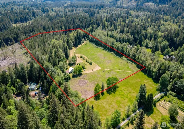 Photo 2 of Single family home for sale at 60982 Dexter Ln, Marblemount, WA 98267 | MLS# NWM2525042 | Listing updated on 2026-09-21