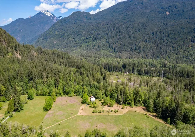 Photo 3 of Single family home for sale at 60982 Dexter Ln, Marblemount, WA 98267 | MLS# NWM2525042 | Listing updated on 2026-09-21
