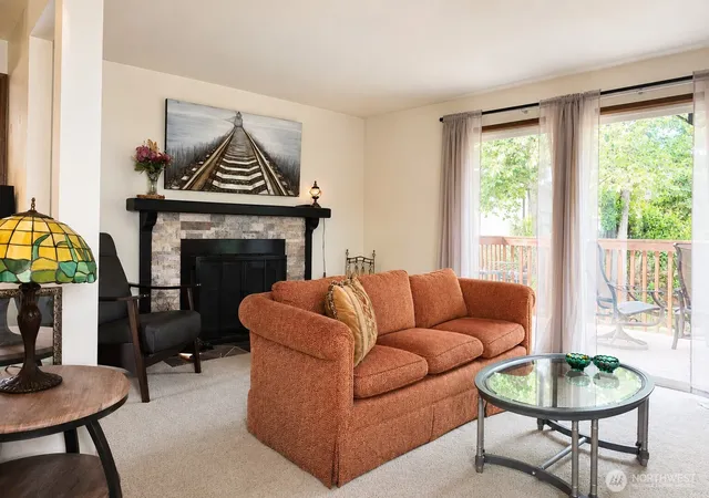Photo 2 of Townhouse for sale at 3219 134th Place Sw #B, Lynnwood, WA 98087 | MLS# NWM2525056 | Listing updated on 2026-08-25