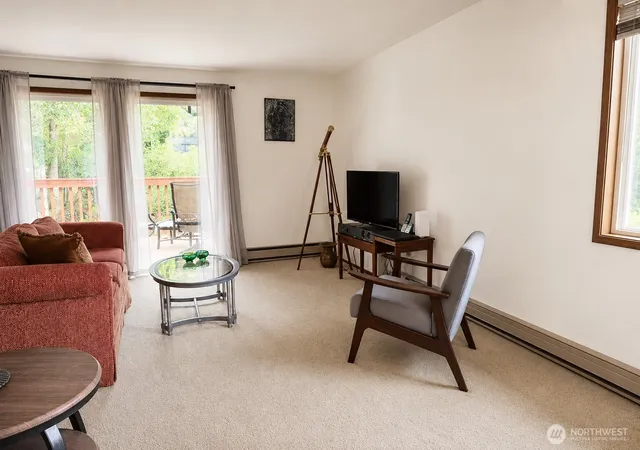 Photo 4 of Townhouse for sale at 3219 134th Place SW #B, Lynnwood, WA 98087 | MLS# NWM2525056 | Listing updated on 2026-08-25