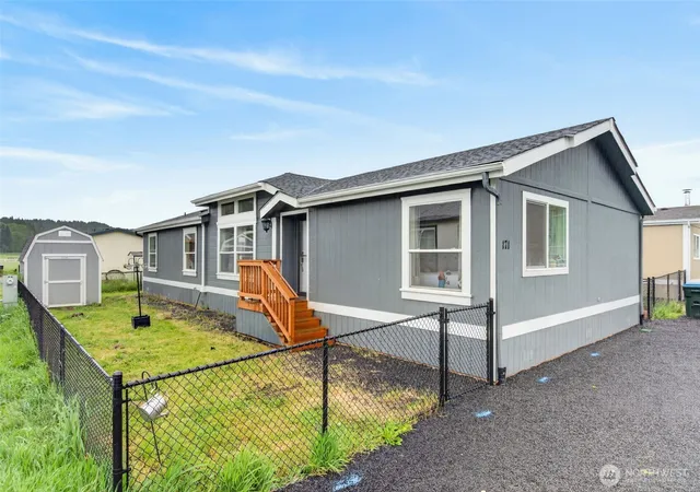 Photo 1 of Manufactured home for sale at 171 Nix Ln, Centralia, WA 98531 | MLS# NWM2525166 | Listing updated on 2026-09-21