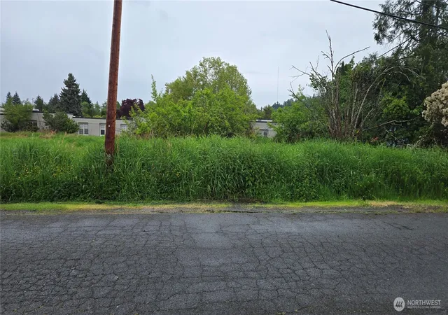 Photo 4 of Land for sale at 1215 9th Street SE, Puyallup, WA 98372 | MLS# NWM2525169 | Listing updated on 2026-09-21