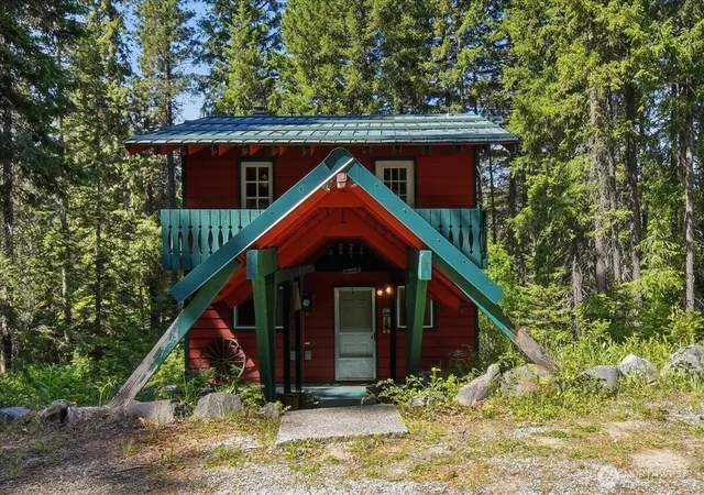 Photo 1 of Single family home for sale at 2486 Chiwawa Loop Rd, Leavenworth, WA 98826 | MLS# NWM2525212 | Listing updated on 2026-09-21