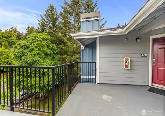 Photo 3 of Condo for sale at 3915 Se 243rd Place #K301, Bothell, WA 98021 | MLS# NWM2525245 | Listing updated on 2026-09-21
