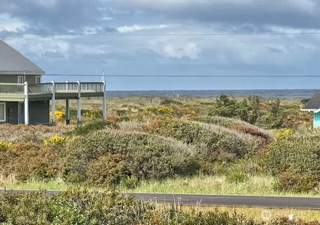 Photo 2 of Single family home for sale at 477 Broadmoor Ct Sw, Ocean Shores, WA 98569 | MLS# NWM2525255 | Listing updated on 2026-09-21