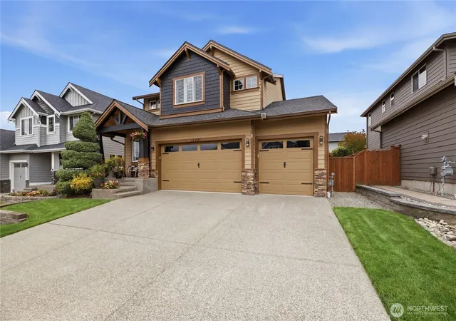 Photo 1 of Single family home for sale at 11121 172nd Street Ct E, Puyallup, WA 98374 | MLS# NWM2525268 | Listing updated on 2026-10-01