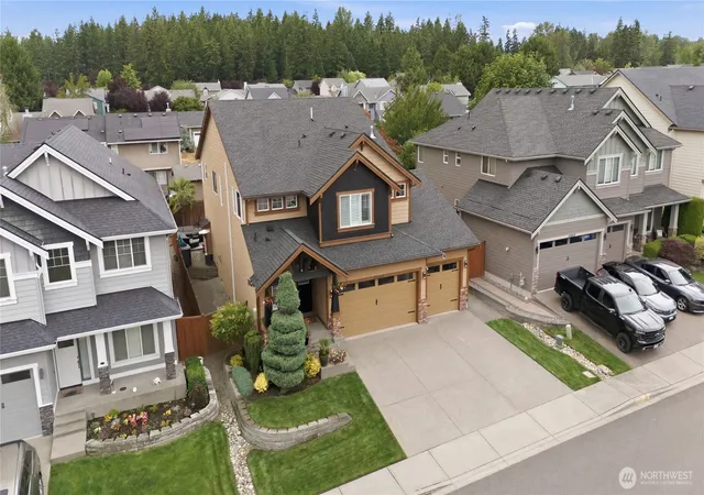 Photo 2 of Single family home for sale at 11121 172nd Street Ct E, Puyallup, WA 98374 | MLS# NWM2525268 | Listing updated on 2026-10-01
