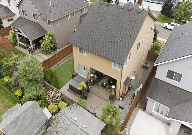 Photo 3 of Single family home for sale at 11121 172nd Street Ct E, Puyallup, WA 98374 | MLS# NWM2525268 | Listing updated on 2026-10-01