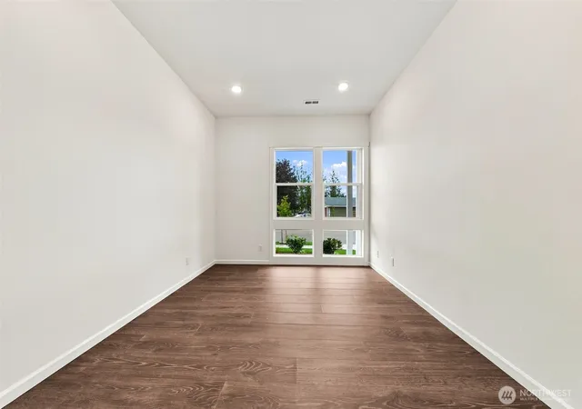 Photo 3 of Single family home for sale at 913 Sawyer Ave #31, Buckley, WA 98321 | MLS# NWM2525280 | Listing updated on 2026-09-27
