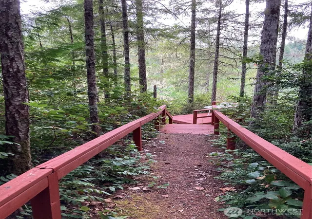 Photo 3 of Single family home for sale at 21 N Beaver Pl, Hoodsport, WA 98548 | MLS# NWM2525288 | Listing updated on 2026-09-21