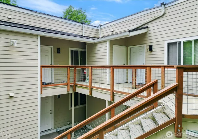Photo 4 of Multi family home for sale at 218 10th Street, Snohomish, WA 98290 | MLS# NWM2525343 | Listing updated on 2026-09-29