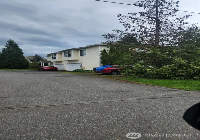 Photo 2 of Multi family home for sale at 2316 Xenia St, Bellingham, WA 98229 | MLS# NWM2525360 | Listing updated on 2026-09-21