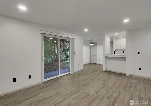 Photo 3 of Condo for sale at 4540 Southwest 321st #Q1, Federal Way, WA 98023 | MLS# NWM2525378 | Listing updated on 2026-09-21