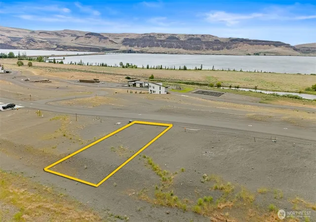 Photo 2 of Land for sale at 501 Bridgeview Dr, Vantage, WA 98950 | MLS# NWM2525424 | Listing updated on 2026-09-21