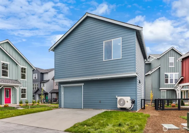 Photo 2 of Single family home for sale at 16021 23rd Avenue St Ne, Marysville, WA 98271 | MLS# NWM2525435 | Listing updated on 2026-10-18