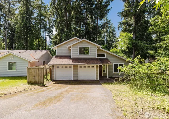 Photo 2 of Single family home for sale at 7201 9th Court Se, Lacey, WA 98503 | MLS# NWM2525438 | Listing updated on 2026-09-21