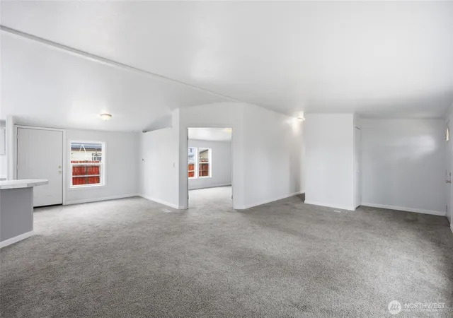 Photo 3 of Manufactured home for sale at 1702 W Bemis St, Moses Lake, WA 98837 | MLS# NWM2525455 | Listing updated on 2026-10-29