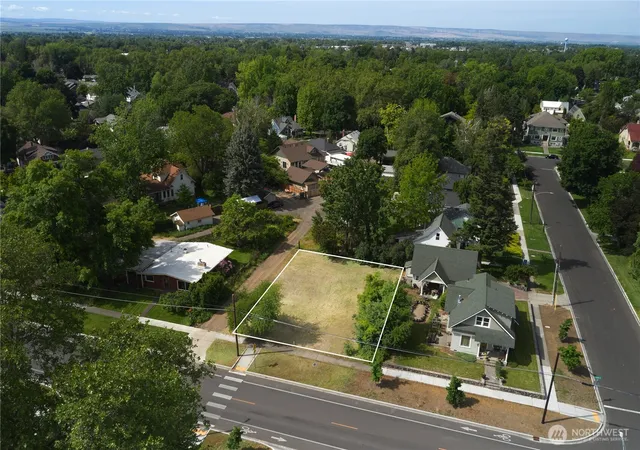 Photo 3 of Land for sale at 712 S Park St, Walla Walla, WA 99362 | MLS# NWM2525469 | Listing updated on 2026-09-21