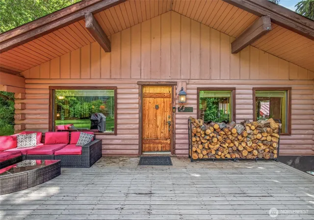 Photo 4 of Single family home for sale at 12786 Shore St, Leavenworth, WA 98826 | MLS# NWM2525487 | Listing updated on 2026-09-21