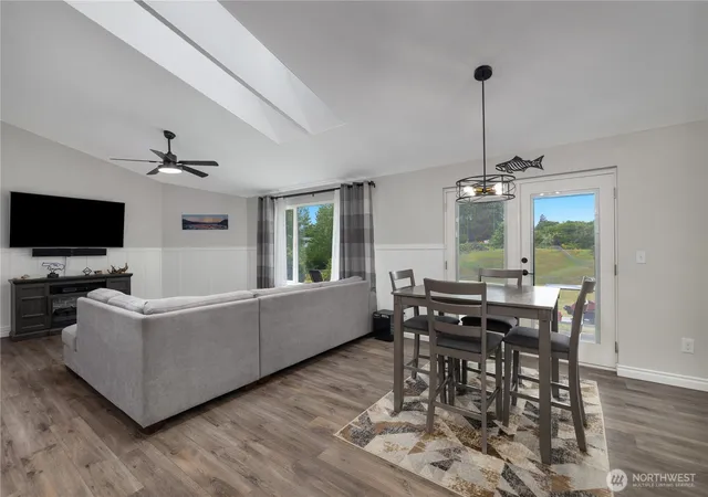 Photo 4 of Single family home for sale at 1323 Scarlet Oak Dr SE, Lacey, WA 98503 | MLS# NWM2525500 | Listing updated on 2026-09-21