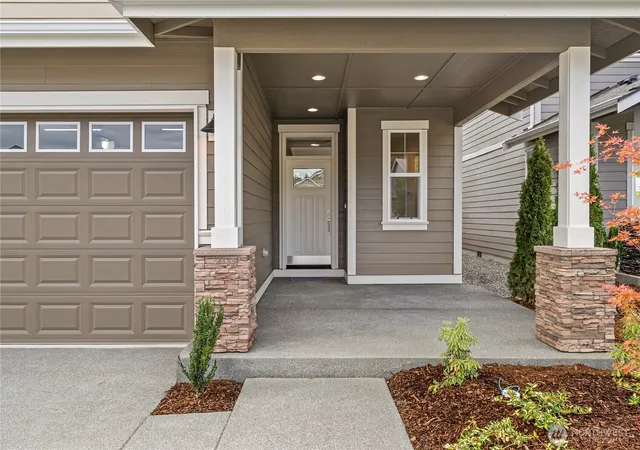 Photo 3 of Sale Pending at 9011 Wyatt Ct SE, Olympia, WA 98501 | MLS# NWM2525559 | Listing updated on 2026-10-03