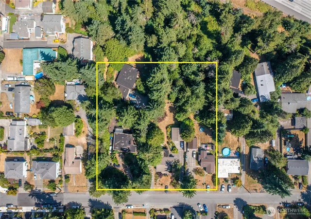 Photo 2 of Sale Pending at 18340 3rd Avenue Ne, Shoreline, WA 98155 | MLS# NWM2525587 | Listing updated on 2026-09-25