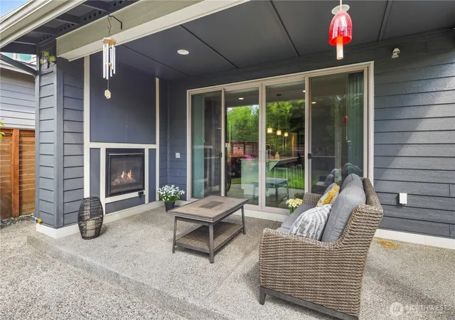Photo 3 of Sale Pending at 14622 199th Avenue E, Bonney Lake, WA 98391 | MLS# NWM2525728 | Listing updated on 2026-09-25