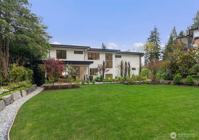Photo 3 of Mansion for sale at 9818 Se 42nd Place, Mercer Island, WA 98040 | MLS# NWM2525750 | Listing updated on 2026-09-21