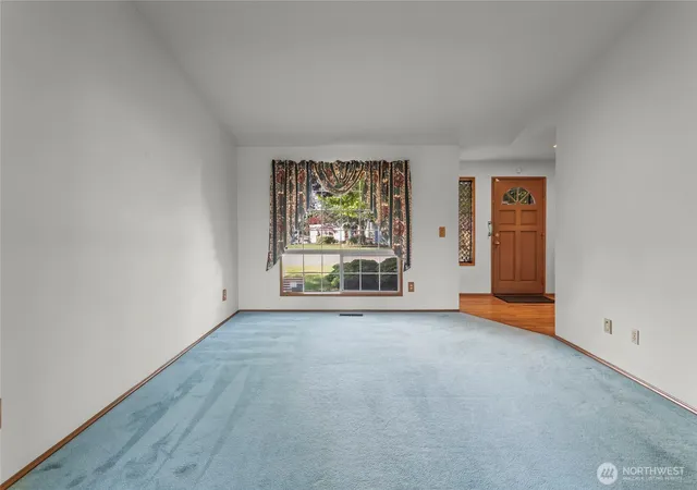 Photo 4 of Single family home for sale at 11719 SE 315th Street, Auburn, WA 98092 | MLS# NWM2525770 | Listing updated on 2026-10-01