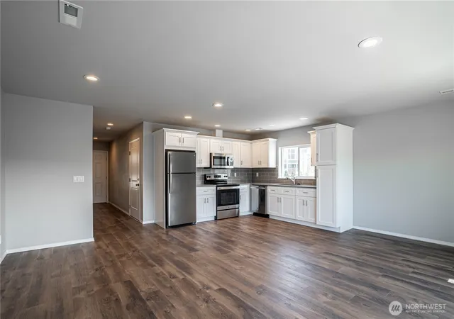 Photo 4 of Condo for sale at 51 Phoebe Ln #C6, Manson, WA 98831 | MLS# NWM2525794 | Listing updated on 2026-09-21