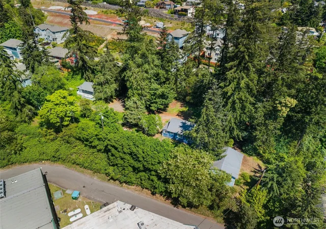 Photo 3 of Single family home for sale at 26304 Bannister St Ne, Kingston, WA 98346 | MLS# NWM2525925 | Listing updated on 2026-09-25