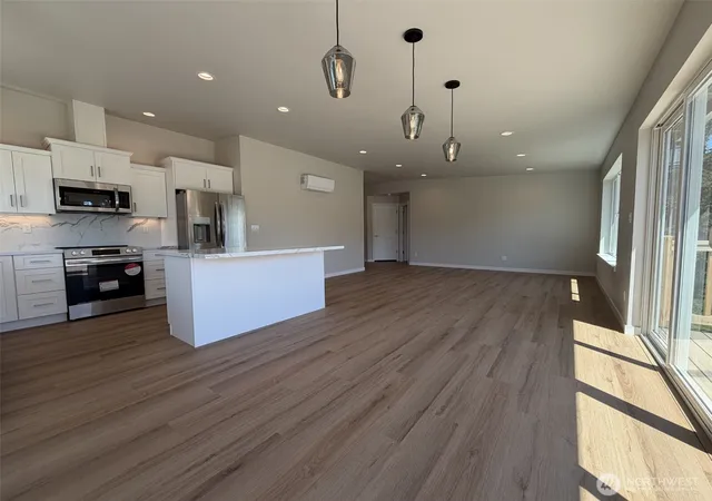 Photo 3 of Single family home for sale at 621 La Fiesta St, Coupeville, WA 98239 | MLS# NWM2525989 | Listing updated on 2026-09-21