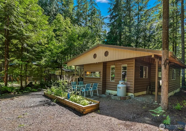 Photo 3 of Single family home for sale at 1159 Alder Ln, Maple Falls, WA 98266 | MLS# NWM2526003 | Listing updated on 2026-09-21