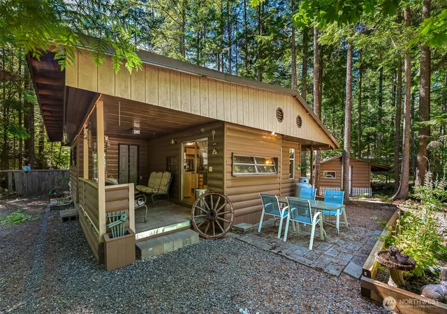 Photo 3 of Single family home for sale at 1159 Alder Ln, Maple Falls, WA 98266 | MLS# NWM2526003 | Listing updated on 2026-09-21