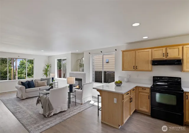 Photo 4 of Single family home for sale at 1641 Bayview Dr W, Bremerton, WA 98312 | MLS# NWM2526019 | Listing updated on 2026-09-21