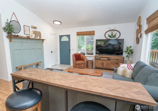 Photo 3 of Single family home for sale at 70 N Beaver Pl, Hoodsport, WA 98548 | MLS# NWM2526031 | Listing updated on 2026-09-21