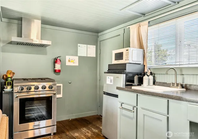 Photo 3 of Sale Pending at 105 Ocean Beach Blvd S #8, Long Beach, WA 98631 | MLS# NWM2526040 | Listing updated on 2026-09-26