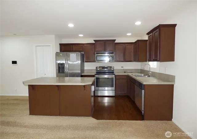 Photo 4 of Single family home for sale at 2720 13th Avenue NW, Puyallup, WA 98371 | MLS# NWM2526052 | Listing updated on 2026-09-21