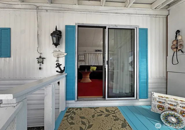 Photo 3 of Manufactured home for sale at 5001 Bay Rd #D3, Blaine, WA 98230 | MLS# NWM2526088 | Listing updated on 2026-09-21