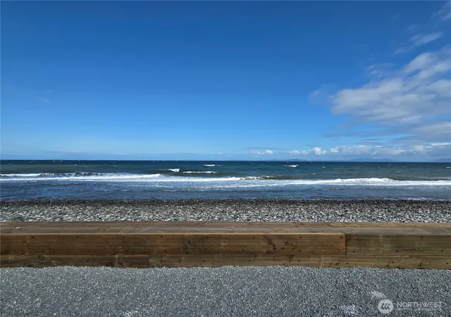 Photo 4 of Single family home for sale at 2629 W Beach Rd, Oak Harbor, WA 98277 | MLS# NWM2526145 | Listing updated on 2026-09-21