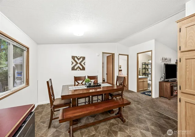 Photo 4 of Single family home for sale at 10 N Duckabush Dr W, Hoodsport, WA 98548 | MLS# NWM2526166 | Listing updated on 2026-09-21